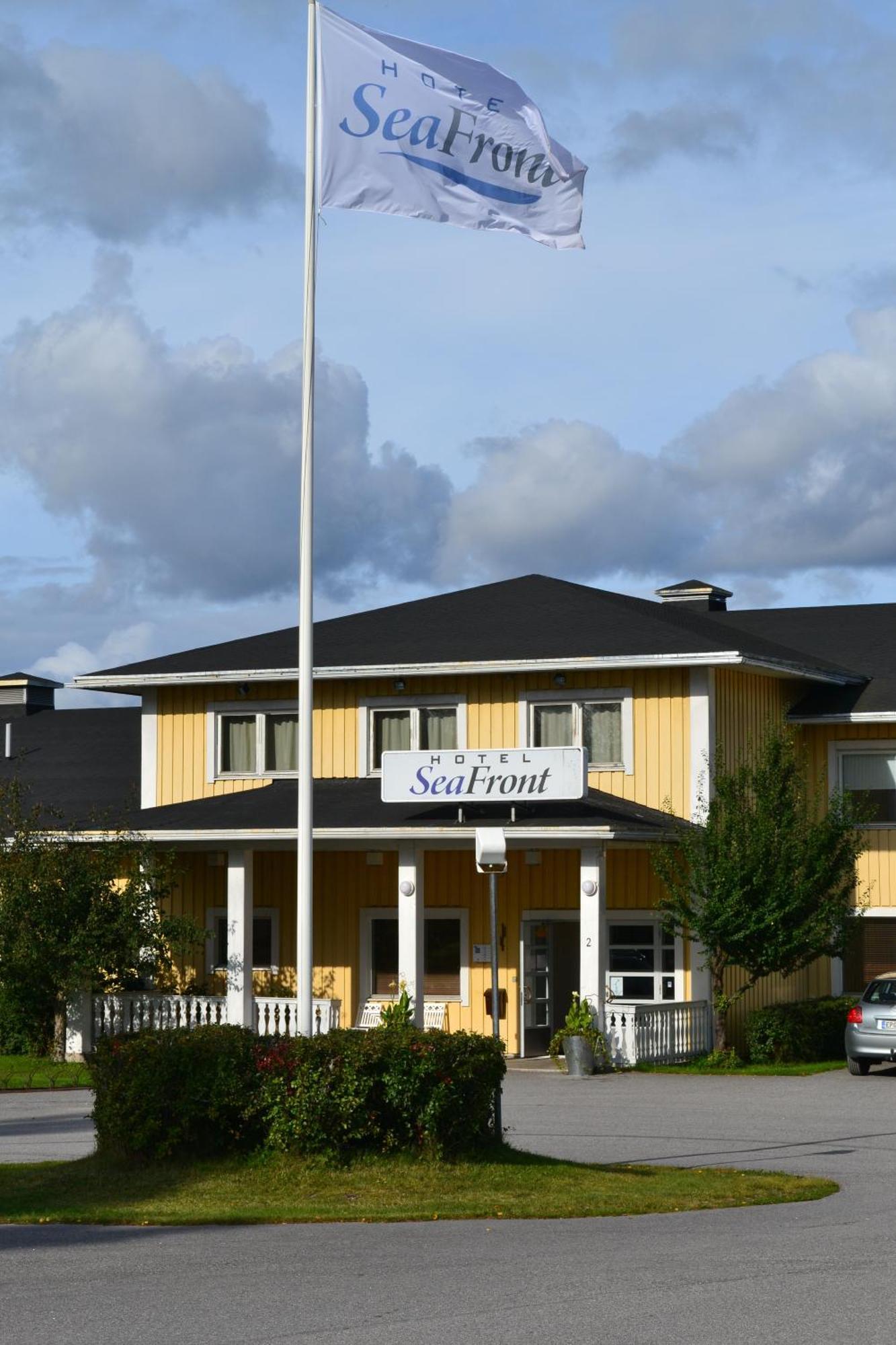 Hotel Sea Front Raasepori Exterior foto